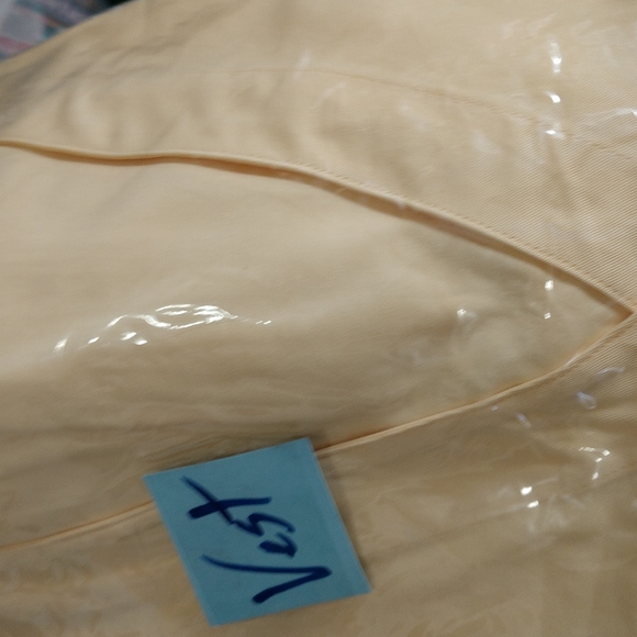 COPY - Yellow Broadcloth Vest XL NWT - Picture 11 of 11